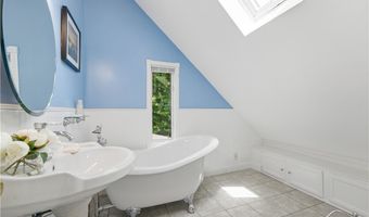 2906 E Elfinwild Rd, Allison Park, PA 15101