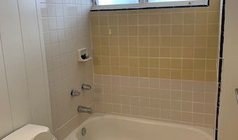 1632 Frog Ln 3, Honolulu, HI 96817