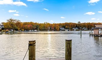 90 E LAKE Dr, Annapolis, MD 21403