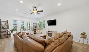 2440 Saxony Trce, Alpharetta, GA 30005