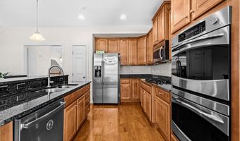 5725 CALLCOTT Way P, Alexandria, VA 22312