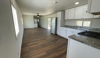693 E Lake Dr, Benson, AZ 85602