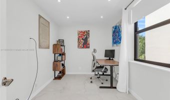 20441 NE 30th Ave 424-9, Aventura, FL 33180