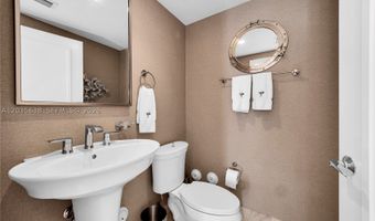 9400 W Bay Harbor Dr 101, Bay Harbor Islands, FL 33154