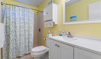 335 Western Blvd, Bayville, NJ 08721