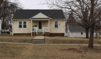 905 Pine St, Atlantic, IA 50022