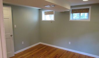 2910 N WESTMORELAND St, Arlington, VA 22213