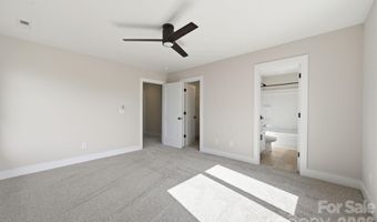 1431 Hilltop St, Albemarle, NC 28001