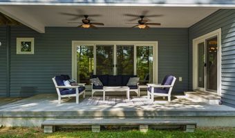 271 Red Gate Ln, Acton, ME 04001