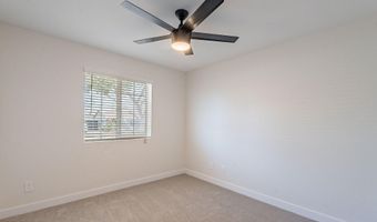 656 E MESQUITE Ave, Apache Junction, AZ 85119