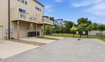 4602 GOUGH St, Baltimore, MD 21224
