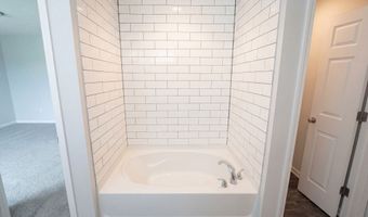 8095 Brookville Way, Avon, IN 46123