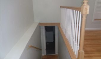155 Lewiston St, Warwick, RI 02889