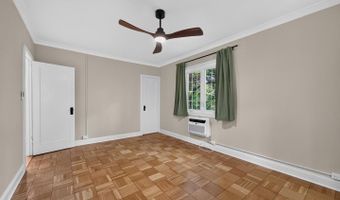 1557 MOUNT EAGLE, Alexandria, VA 22302