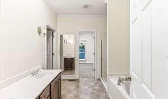 372 Woodhaven Dr, Athens, GA 30606