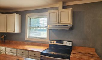 8747 Williams Bridge Rd, Avera, GA 30803