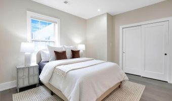 16 17TH St NE 312, Washington, DC 20002