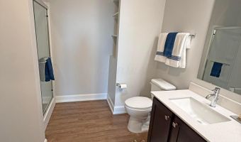 1020 Lusso Ave 320, Columbus, OH 43201