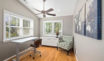 1604 N EDGEWOOD St, Arlington, VA 22201