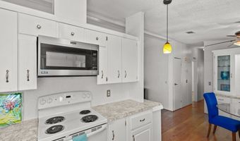 836 Hyacinth Cir, Barefoot Bay, FL 32976