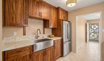 99-237 Lalani St, Aiea, HI 96701