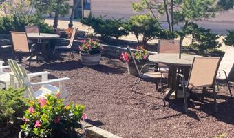 2136 Montauk Hwy Suite 202, Amagansett, NY 11930