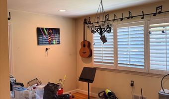 4405 TONQUIL St, Beltsville, MD 20705