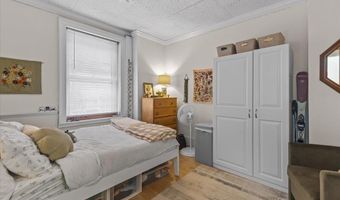 233 Pearl St, Burlington, VT 05401