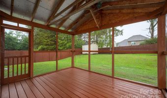 5407 Fenway Dr, Charlotte, NC 28273