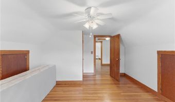 917 Woonsocket Hill Rd, North Smithfield, RI 02896