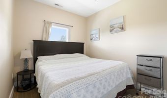 106 Thistle Field Dr, Asheville, NC 28806