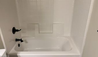 212 Navajo Trl, Alvarado, TX 76009