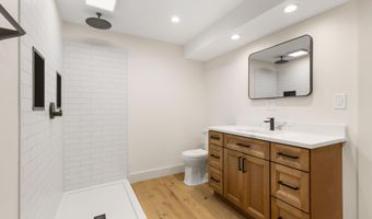 345 DRY HILL Rd, Barrington, NH 03825