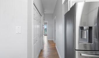 4507 Furling Ln 302, Destin, FL 32541