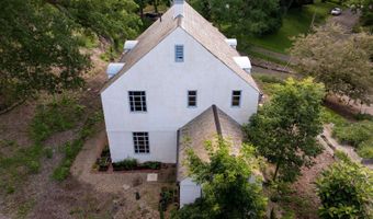 1 Northwood Dr, Athens, OH 45701