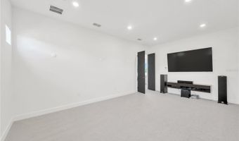 832 MANNS HARBOR Dr, Apollo Beach, FL 33572