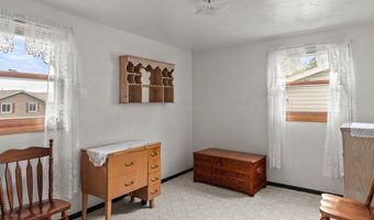 55 Villa Hgts Ct, Algoma, WI 54201