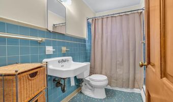 321 16th Ave, Belmar, NJ 07719