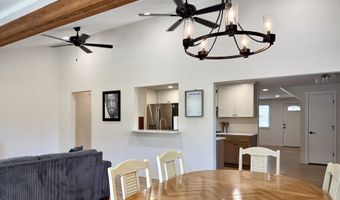 1275 ISLAND St, Springfield, OR 97477