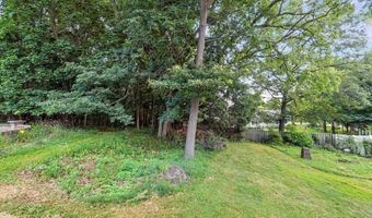 907 S Superior St, Angola, IN 46703