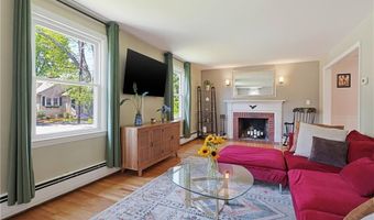 100 Hope St, East Providence, RI 02916