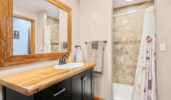 2104 W Oakland Ave, Austin, MN 55912