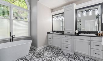 5003 Old Orchard Ln, Adams Twp., PA 15044