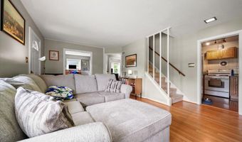 6926 VANDERBILT Dr, Alexandria, VA 22307