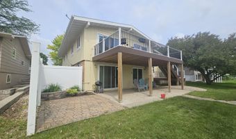 1507 Squire Ln, Aberdeen, SD 57401
