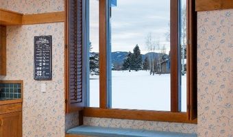 2122 Fairway Dr, Bozeman, MT 59715