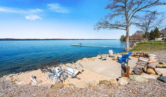 11256 SE Torch Lake Dr, Alden, MI 49612