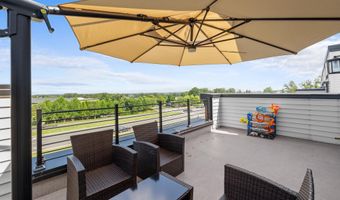 23158 HORSESHOE TRAIL Sq, Brambleton, VA 20148