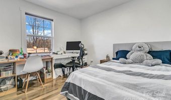 215 E Oakview Rd, Asheville, NC 28806