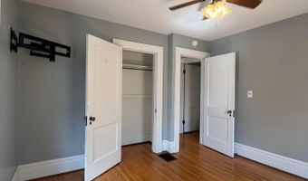 135 Morris Ave, Athens, OH 45701
